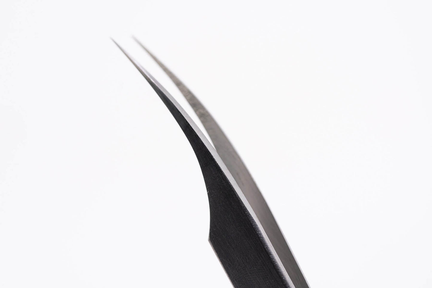 Lennon Tweezer