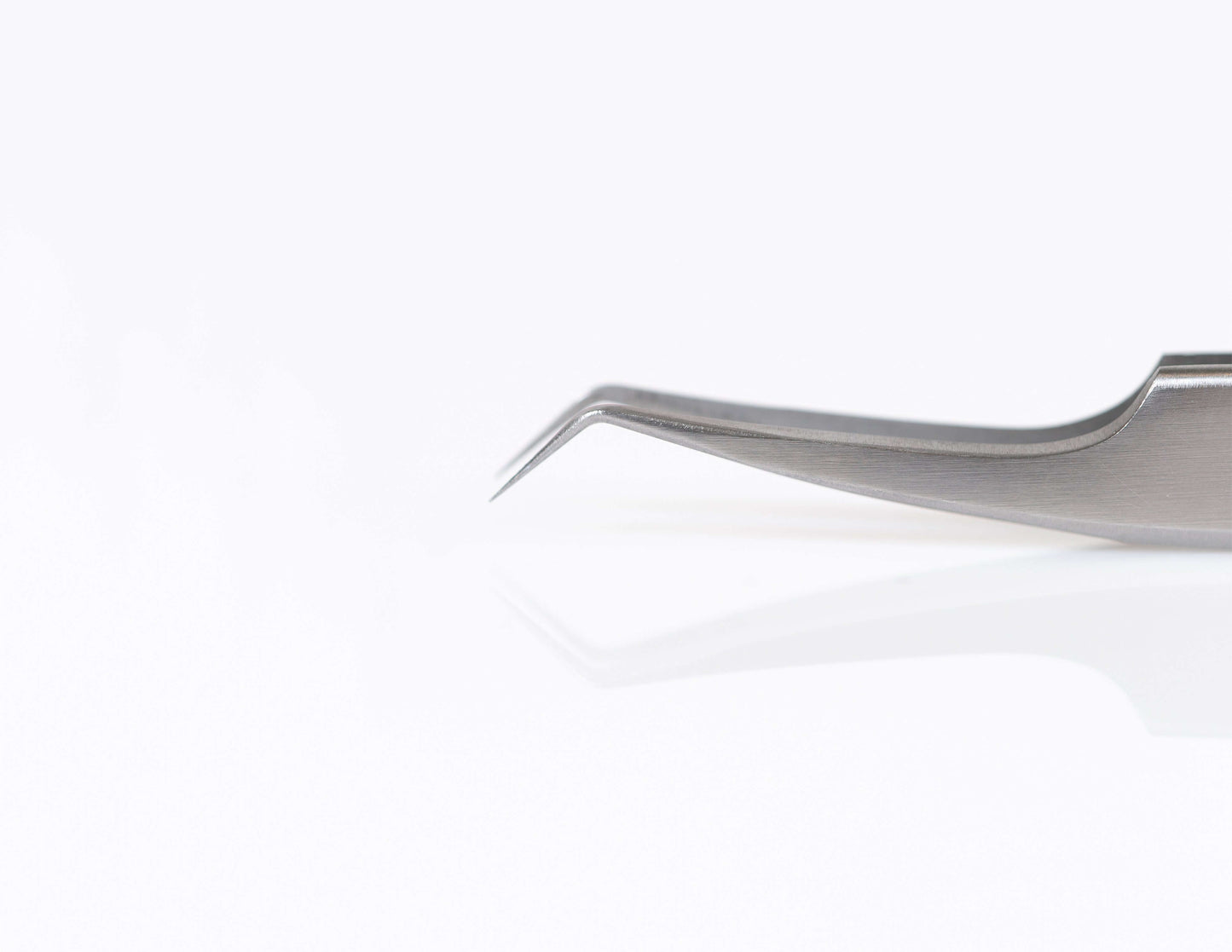 Bella Tweezer