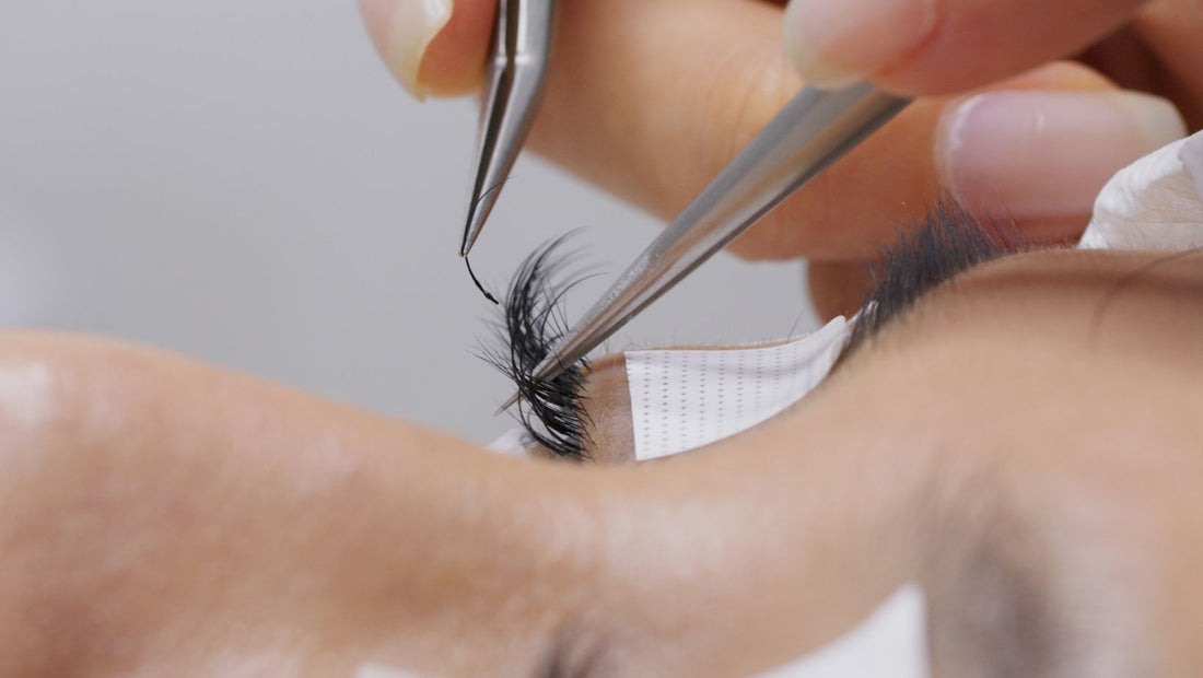 How to Choose the Right Online Lash Extension Course