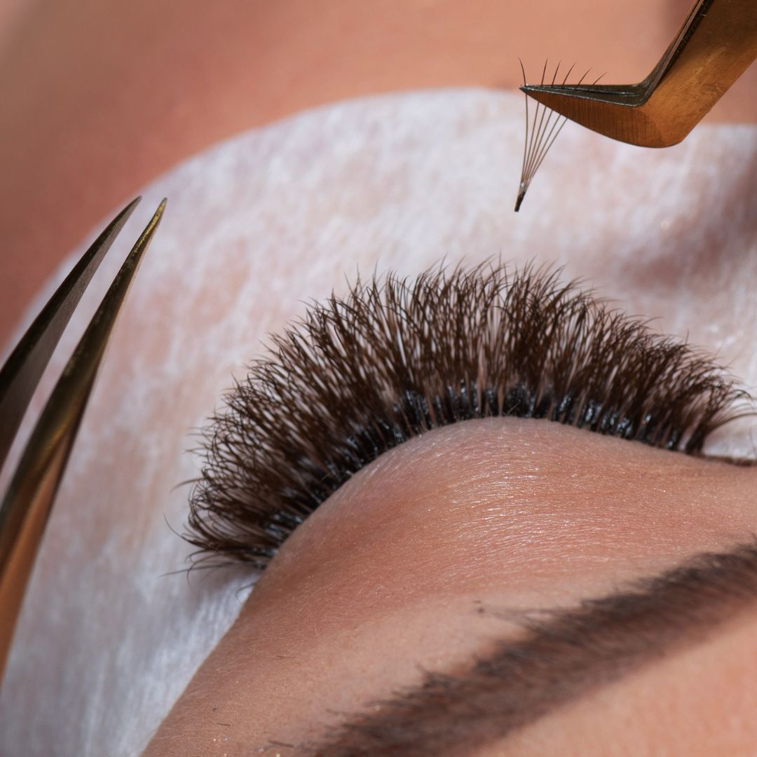 How to Create Custom Lash Maps for Different Eye Shapes