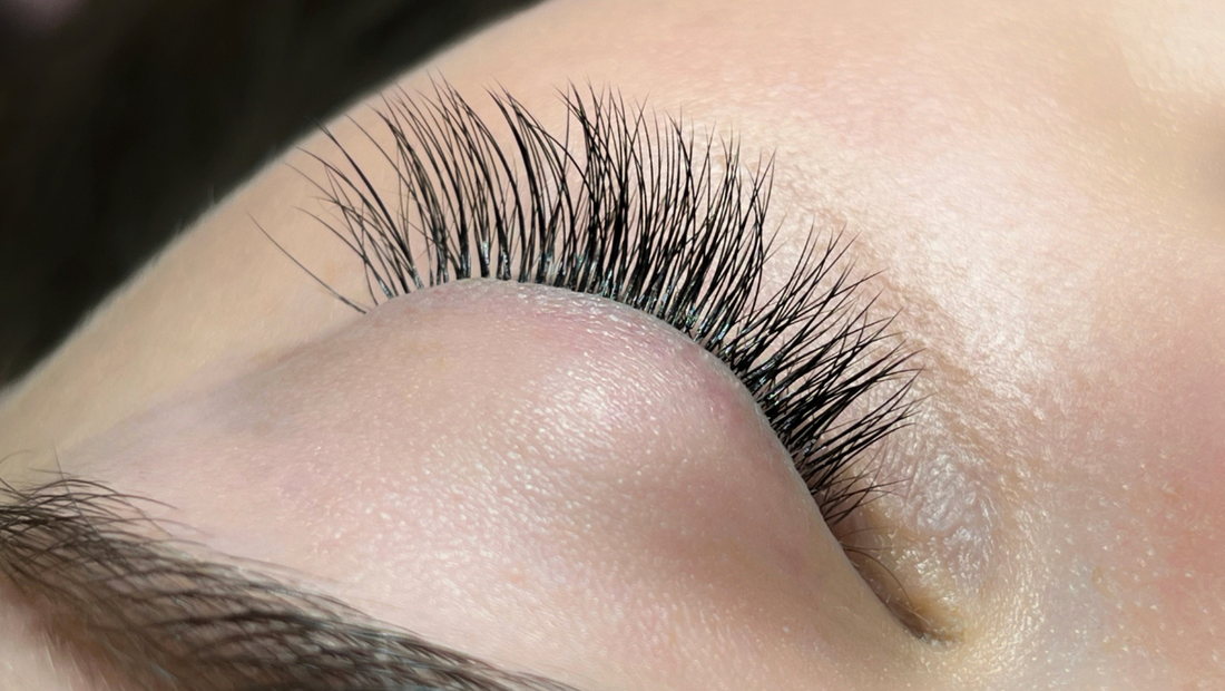 Lash Artist: How to Determine if Your Client Requires Classic Lash Extensions