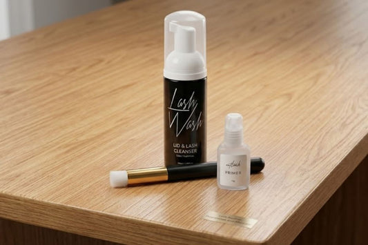 Primer vs. Cleanser: The Dynamic Duo for Maximum Lash Retention