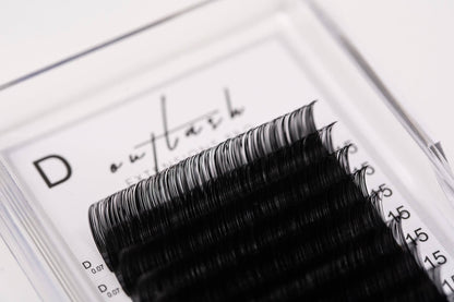 Ultra-Light Cashmere Lash Extensions - D Curl